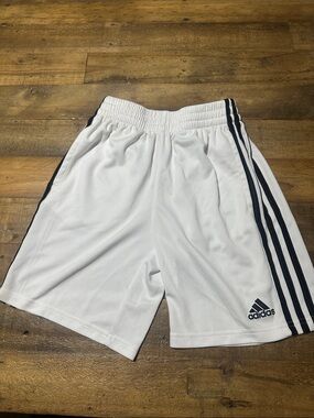 Adidas Boys  White Shorts with Black Side Stripes _ Size Medium 10/12